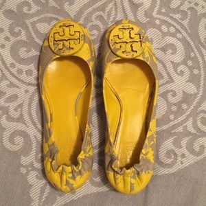 Tory Burch Flats size 6